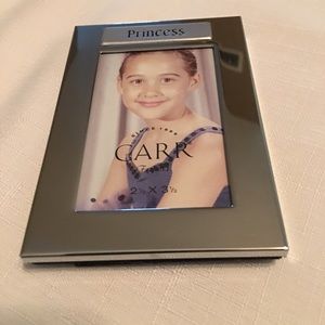 ‘Princess’ silver frame